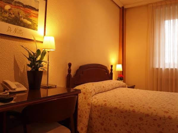 Hotel Boutique Astorga Valladolid Exteriör bild